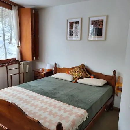 Skiing Dacha La Coquille